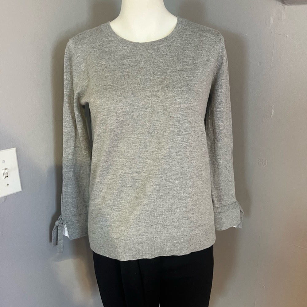 LOFT Gray Long Sleeve Sweatshirt Top